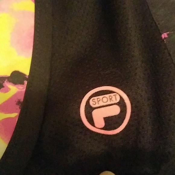 Fila Shorts Small - Picture 4 of 6